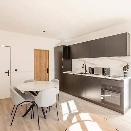 Elegant T2 Renove Hyper Centre Calme Confort
