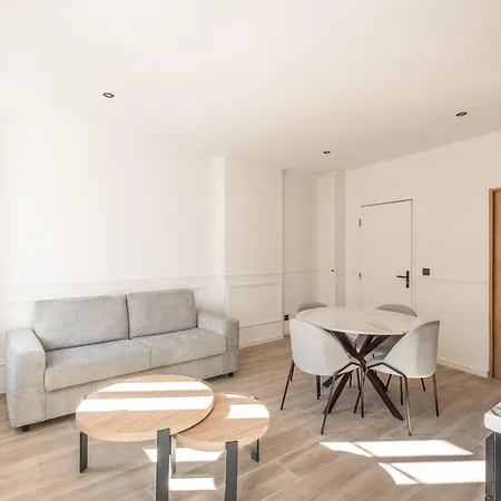 Centre T2 Renove 38 M2 Pour 4 Voyageurs Apartment *